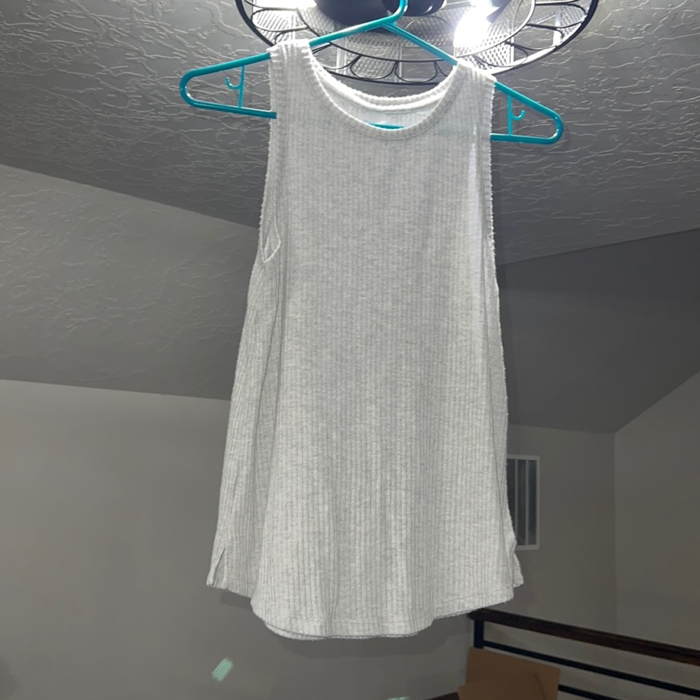 Ribbed Tank
